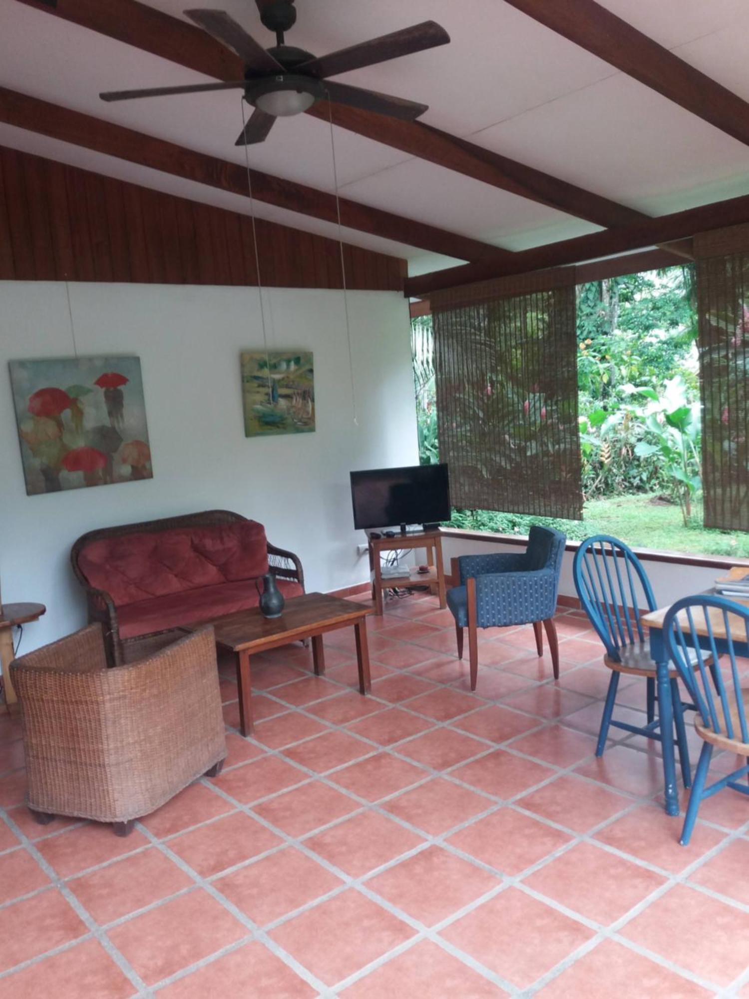 Los Delfines Lodge Puerto Viejo de Talamanca Buitenkant foto